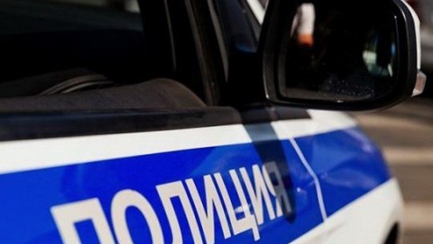 Пенсионер из Санкт-Петербурга поблагодарил за помощь дновских полицейских